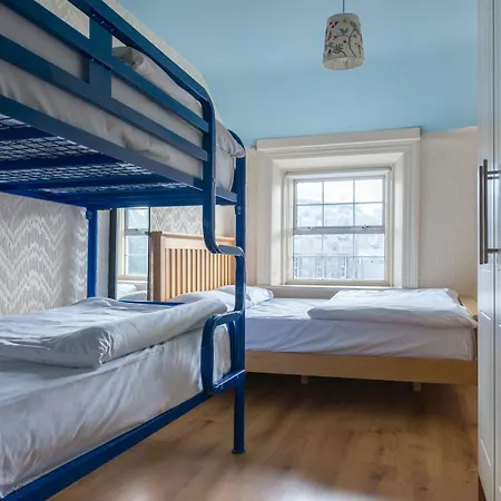 The Times - College Street Хостел *